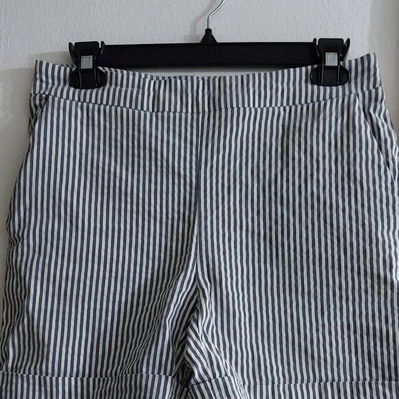 JNY Jonese New York Comfortable Elastic Stretchable Comfortable Shorts - Picture 2 of 10